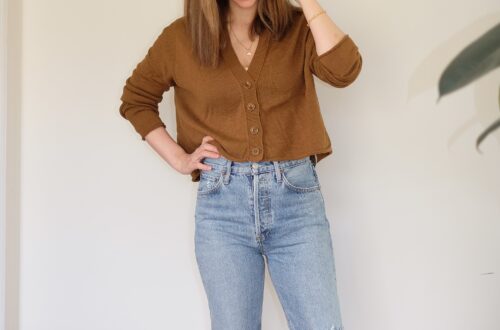Agolde Riley Jeans for Petite Mom Outfit